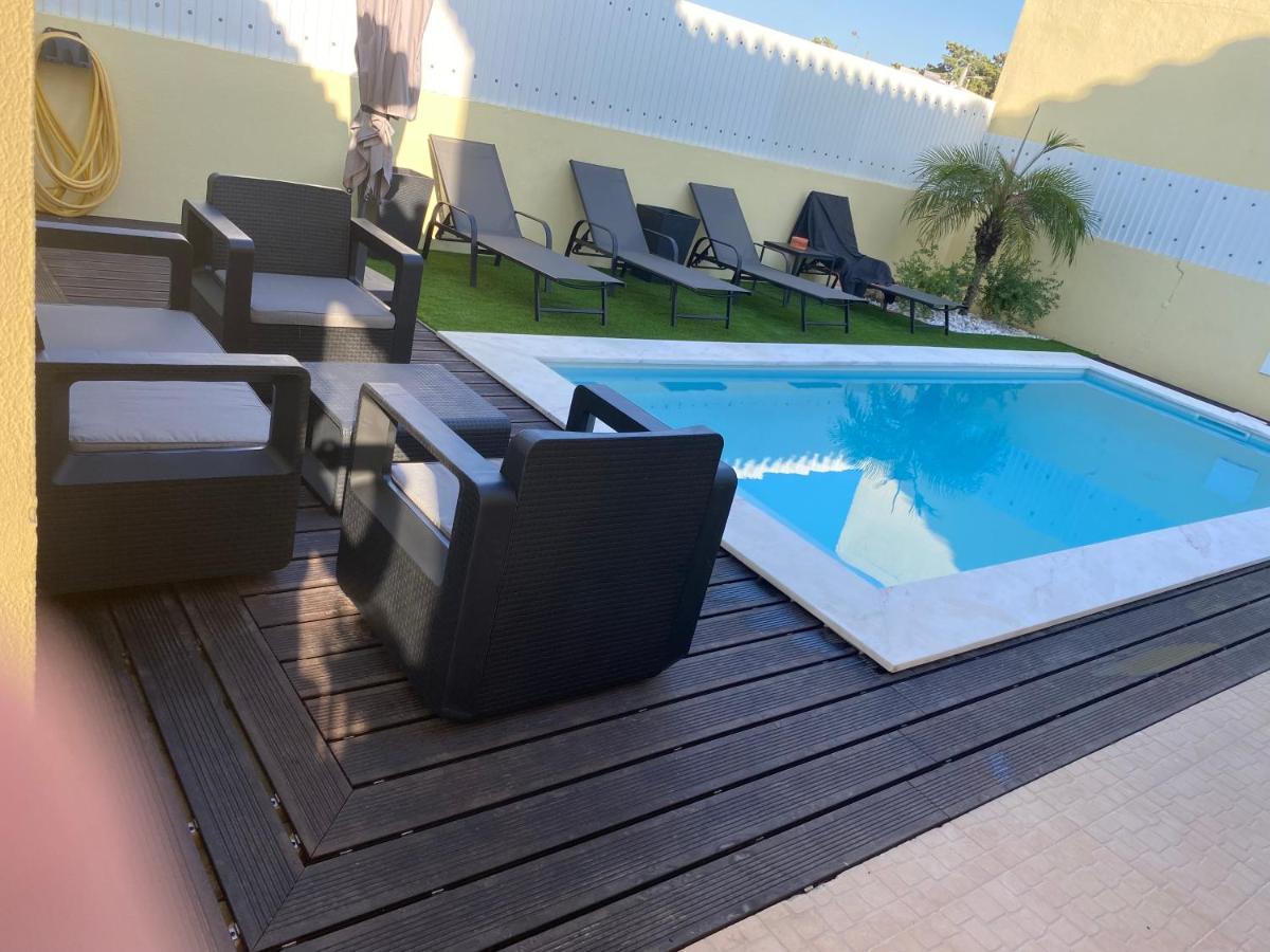 Zion Guest House Almada Exterior photo