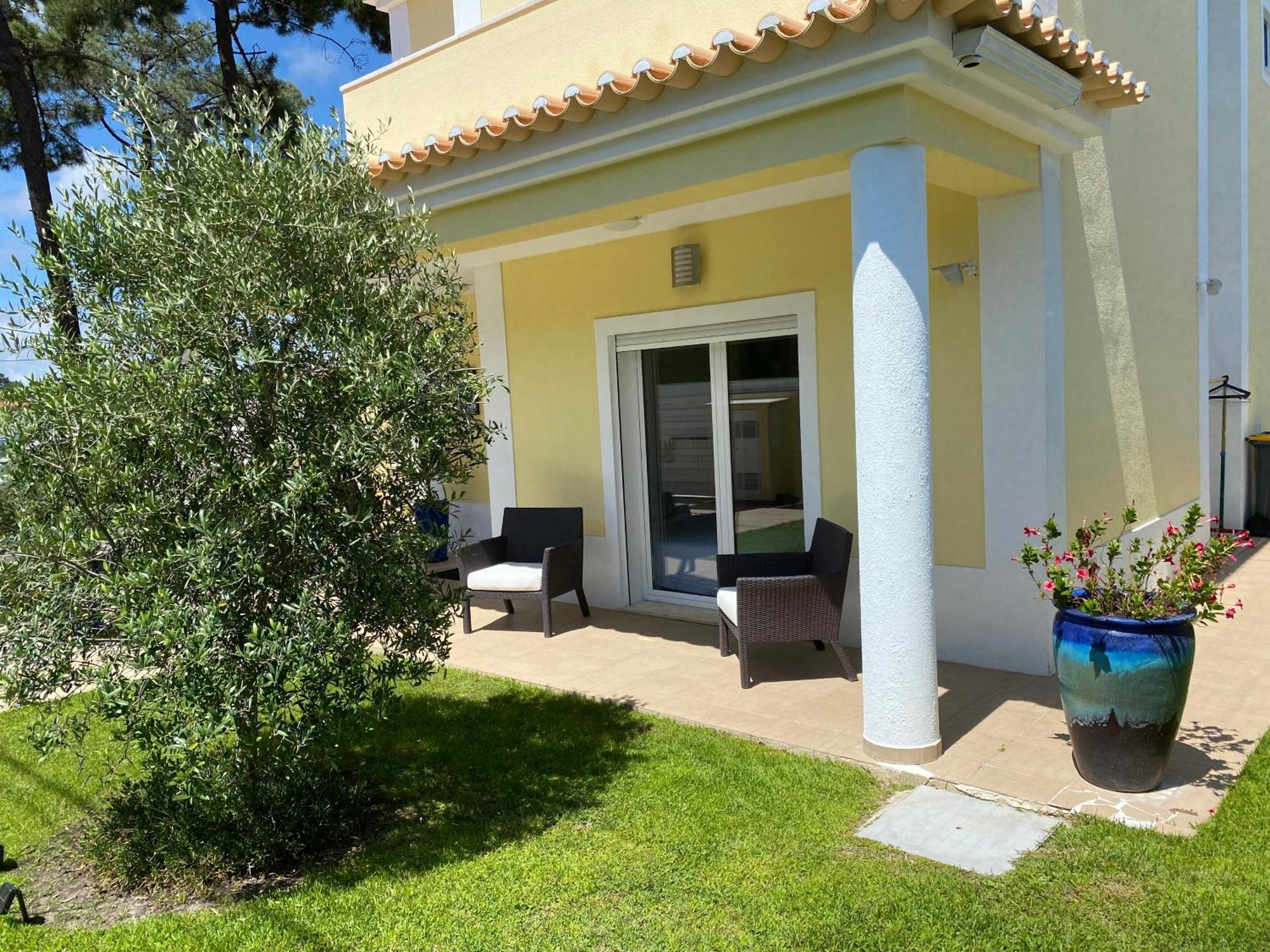 Zion Guest House Almada Exterior photo